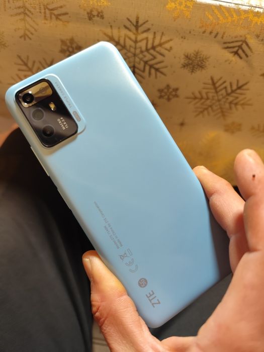 Телефон ZTE Blade A72