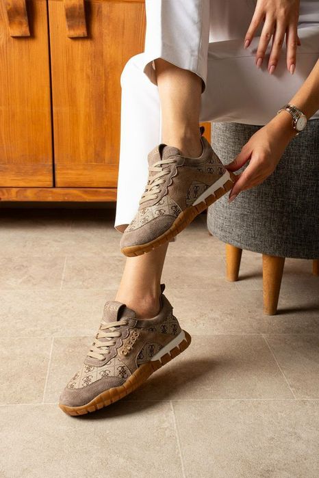 Adidasi dama si barbati