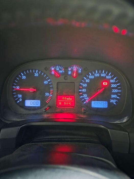 VOLKSWAGEN Golf 2001 — imagine 2