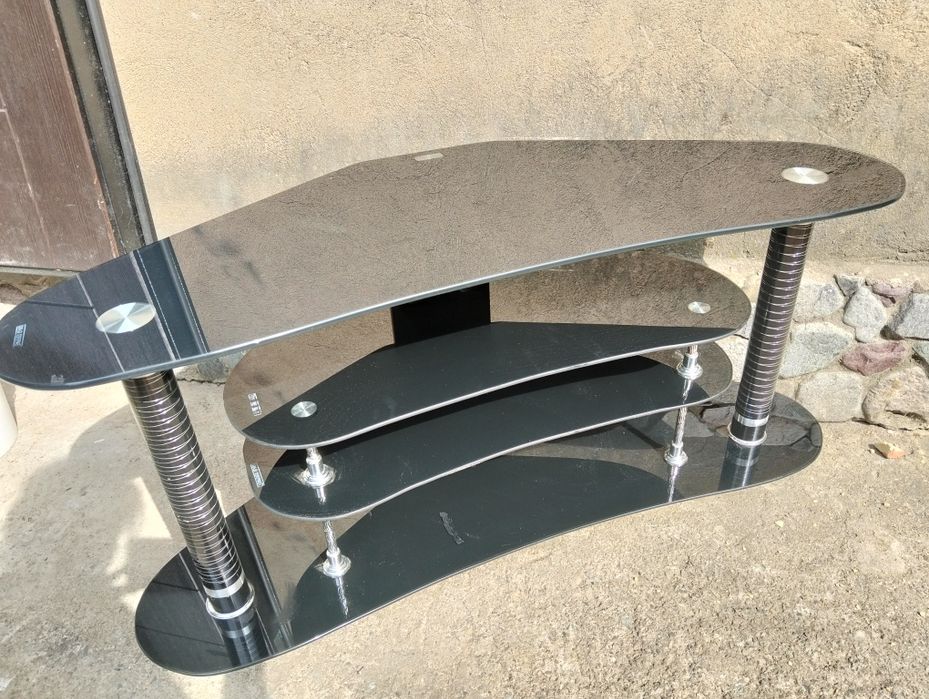 Полка под телевизор