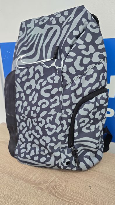 Рюкзак новый NIKE
