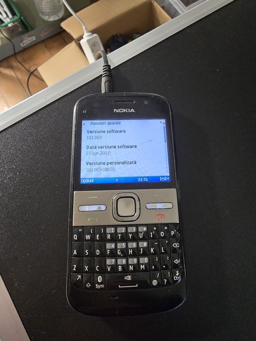 Nokia E5 functional