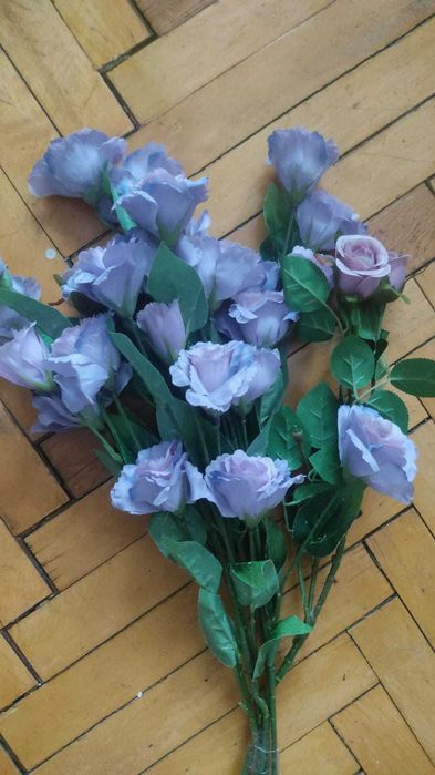 Искусственные цветы 100тг