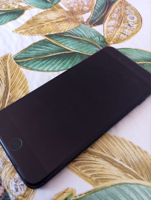 Айфон 7+ 128/100