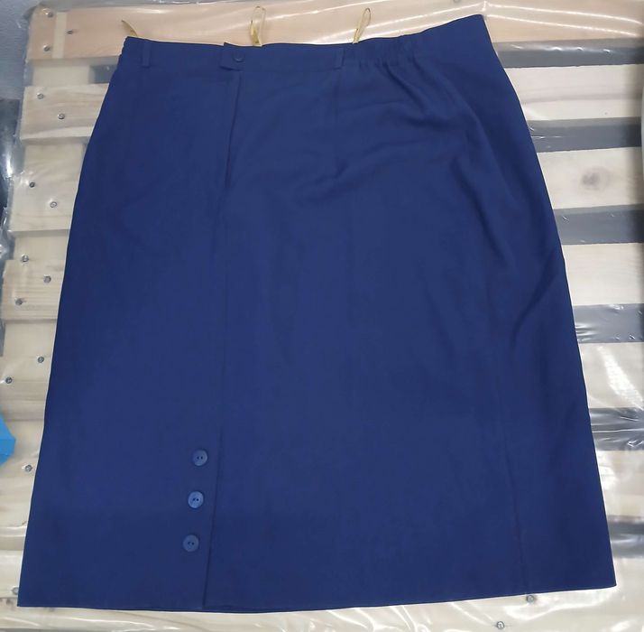 Продавам дамски поли