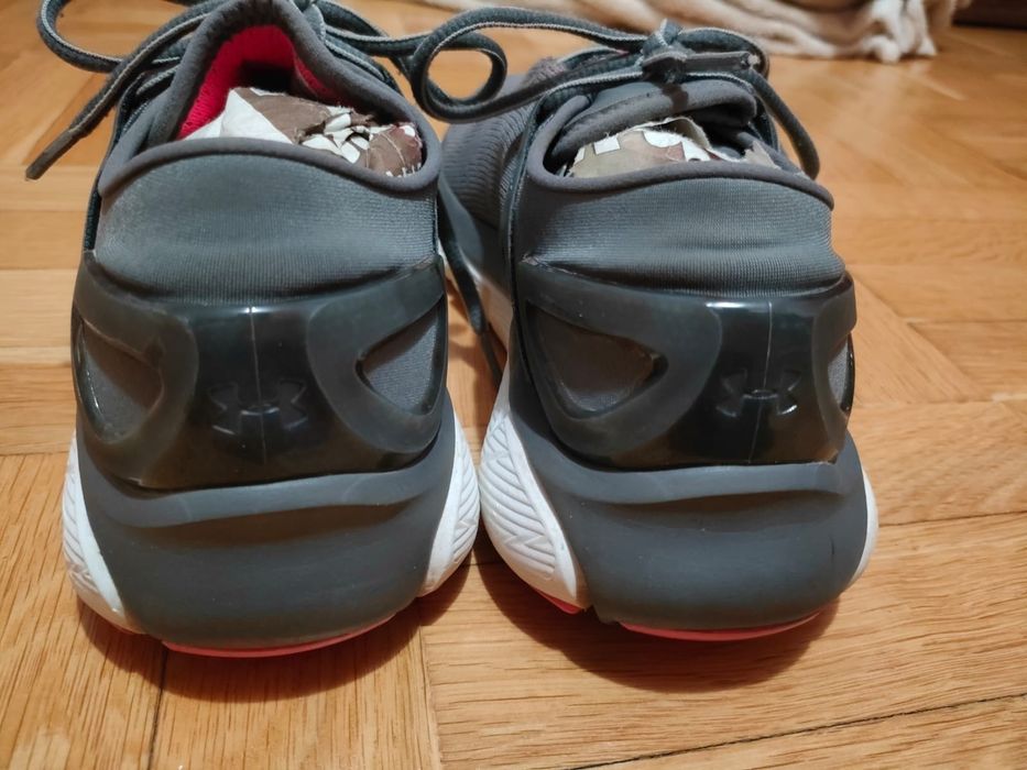 Маратонки Under Armour Run Strong