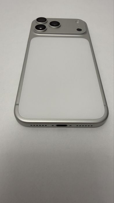 17 pro max silver 512gb  100%  26 cicluri