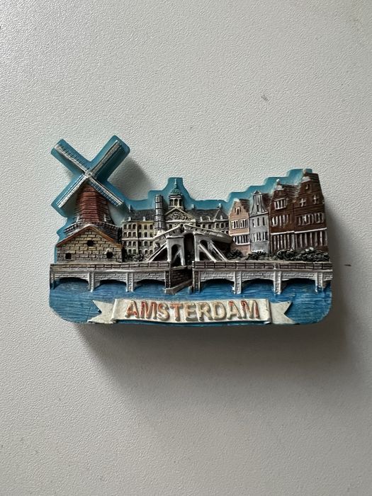 Магнити от чужбина