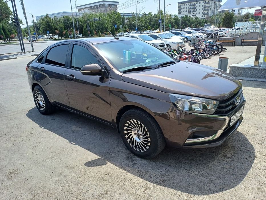 Lada vesta sotiladi