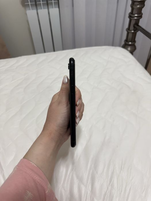 Продается iphone 10 (XR)