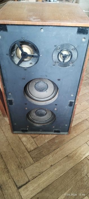 Продавам тонколона SABA 60L