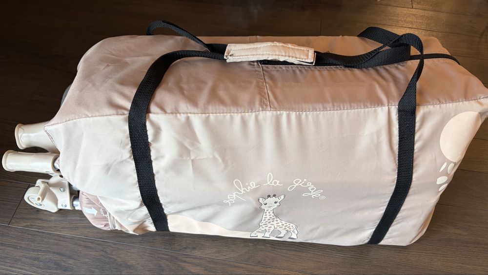 Сгъваема кошара/ Foldable baby cot Sophie la Giraffe