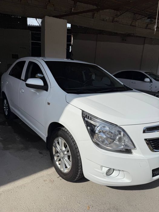 Срочно сотилади бензин