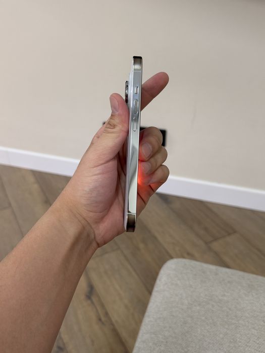 Продам Iphone 14 Pro, 256gb