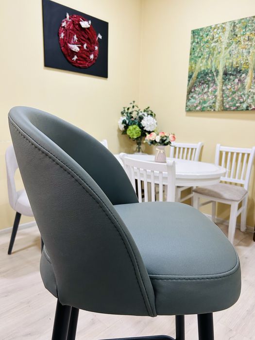 “Барные стулья, которые преобразят ваш интерьер!”