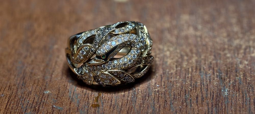 Magerit кольцо с бриллиантами