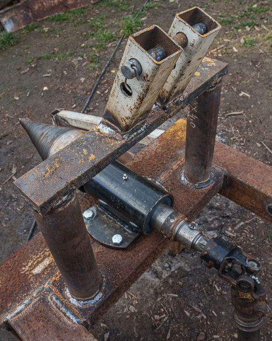 Crepator Lemne tip Burghiu