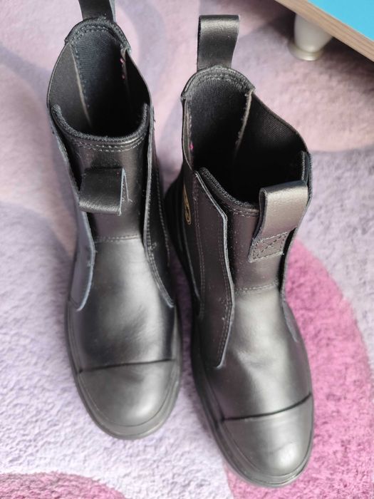 Нови боти CONVERSE