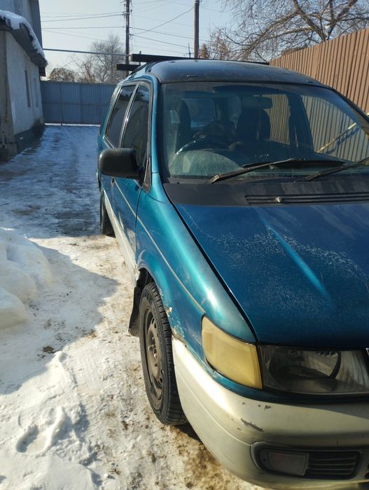 Митсубиси шариот Спейс Вагон