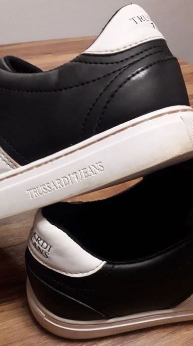 42 номер Trussardi мъжки кецове