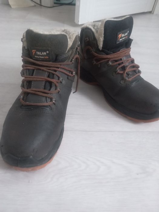 Продам Ботинки Зимний