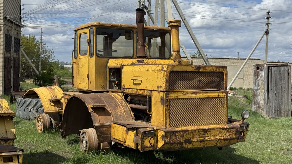 Кировец - 700 / 701 К700-701 трактор