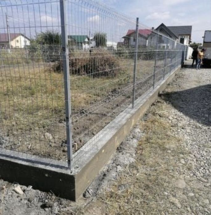 Vand si fac garduri din plasa bordurată