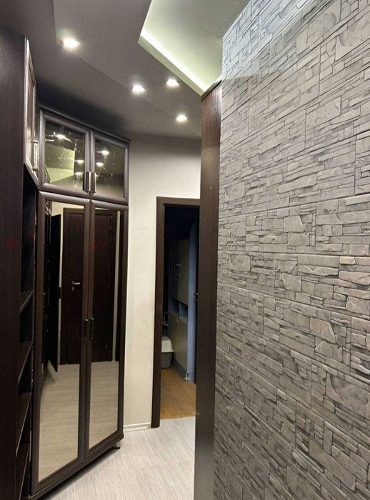 Продава се Тристаен апартамент в София, Изток - 91 кв.м за 2858 €/кв.м - Снимка #7