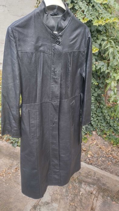 Дамско кожено манто