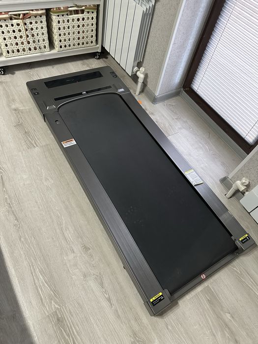 беговая дорожка. yugurish yolakchasi