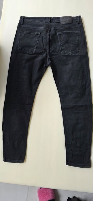 Pantaloni bărbați