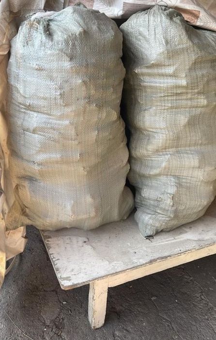 Сухой хлеб для скота