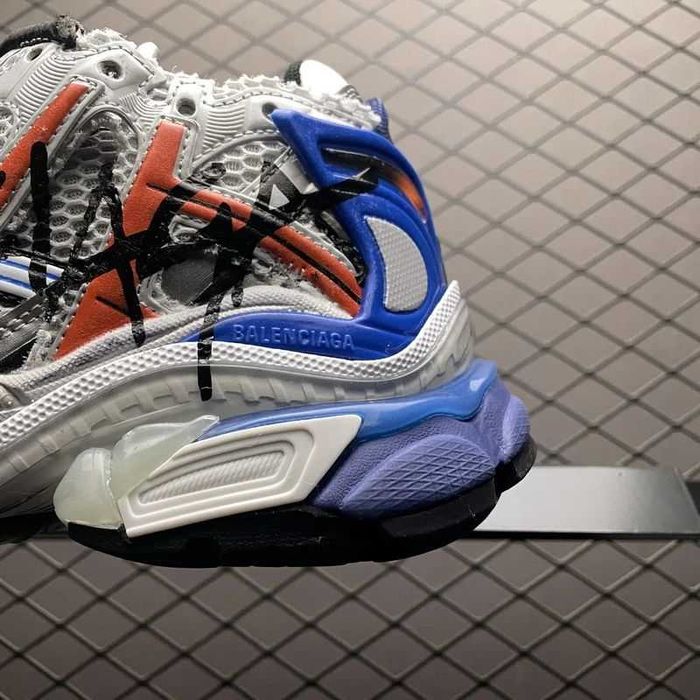Balenciaga Runner - Black/Coral