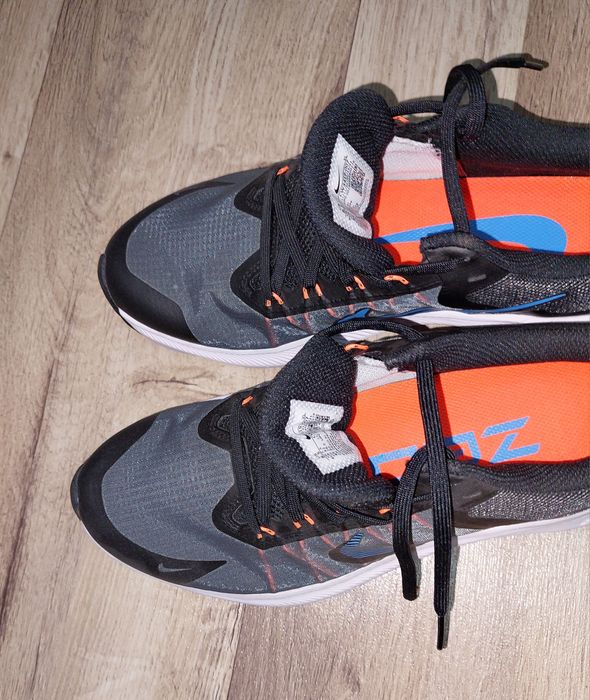 Adidasi Nike Zoom Winflo 8 gri inchis marime 42