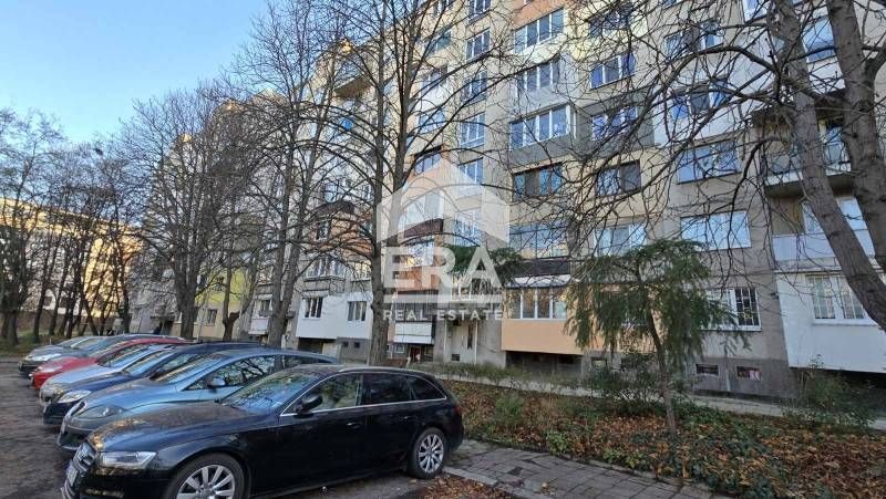 Дава се под наем Тристаен апартамент в София, Дианабад - 81 кв.м за 797.64 € - Снимка #3