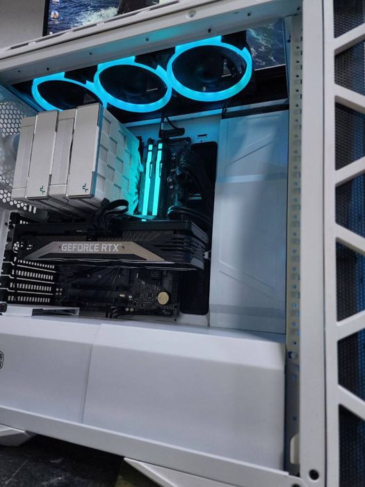 Core i7 12700 + RTX 3070 ti