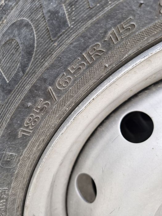 185/65R15 Шины 4шт