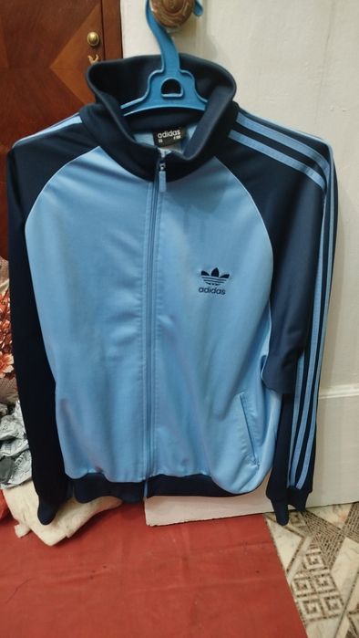 Продам олимпийку Адидас  Пума