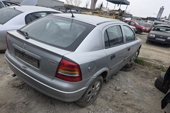 Contact cu cheie Opel Astra 2001 1.7 DTi MT (75 hp)