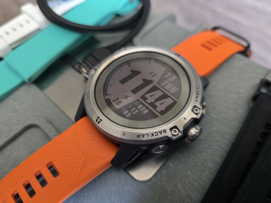 Coros Vertix Titanium Lava