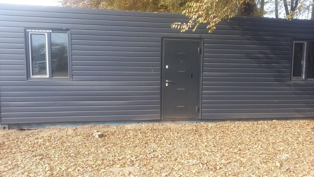 Обшитый контейнер 40 тонник морской