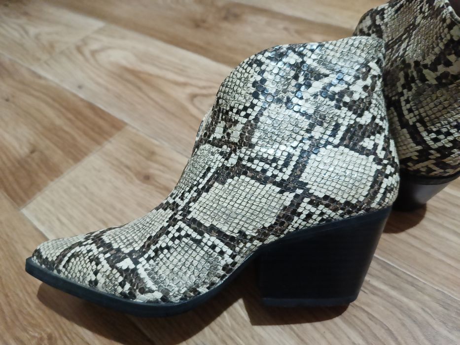 Продам новые казачки