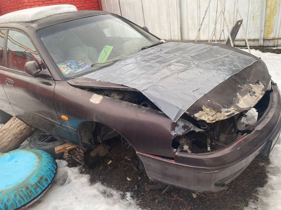 Срочно продам Мазда кронос