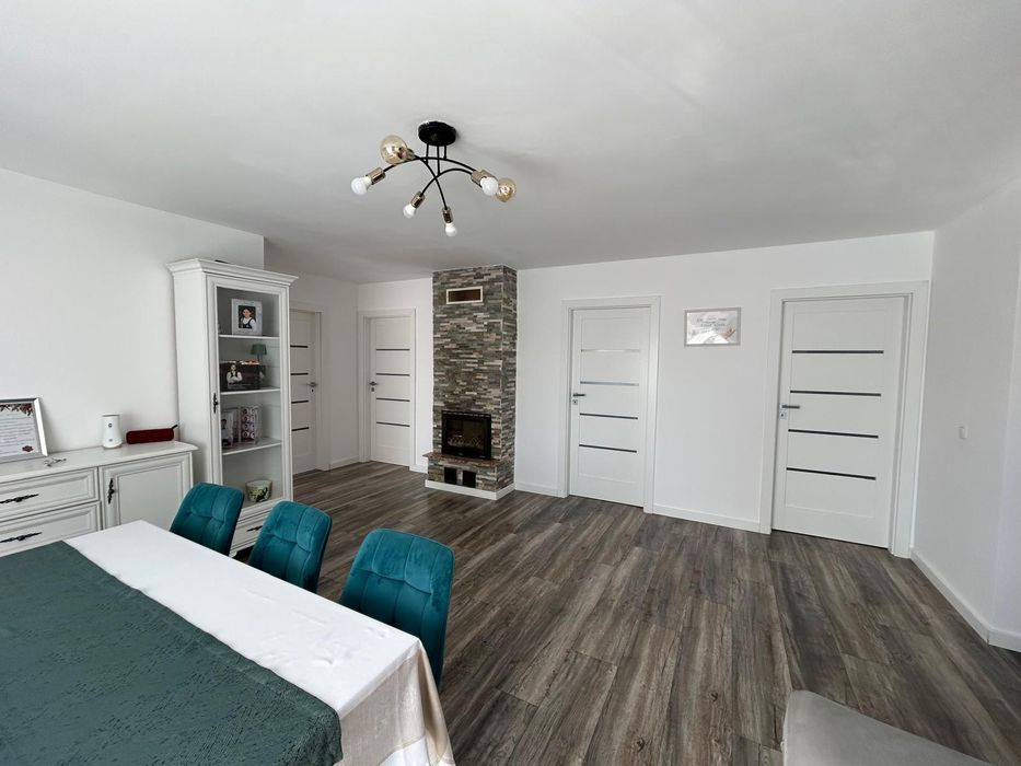 Casa de vânzare, la 10 km. de Zalău, loc. Mirșid.