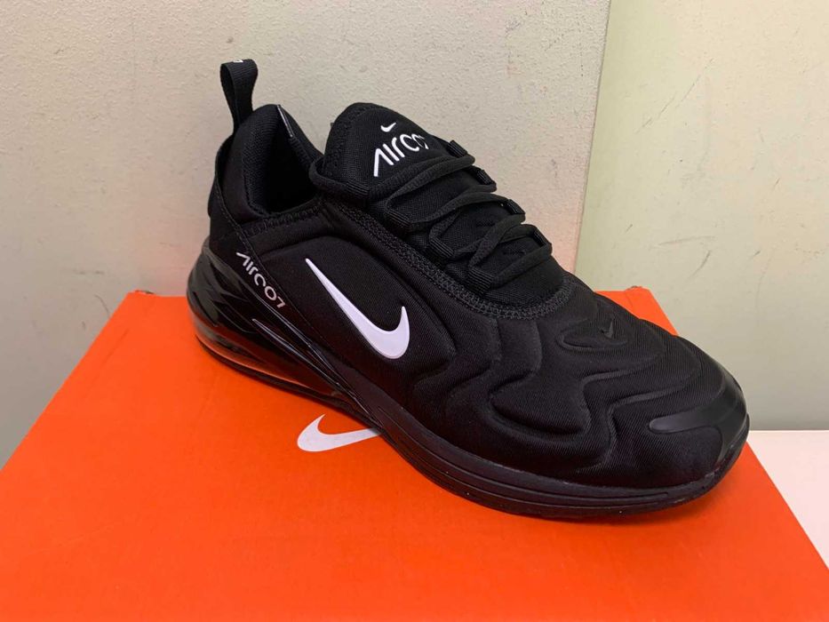 Оригинални маратонки Nike Air Max 07 нови с кутия 41 номер