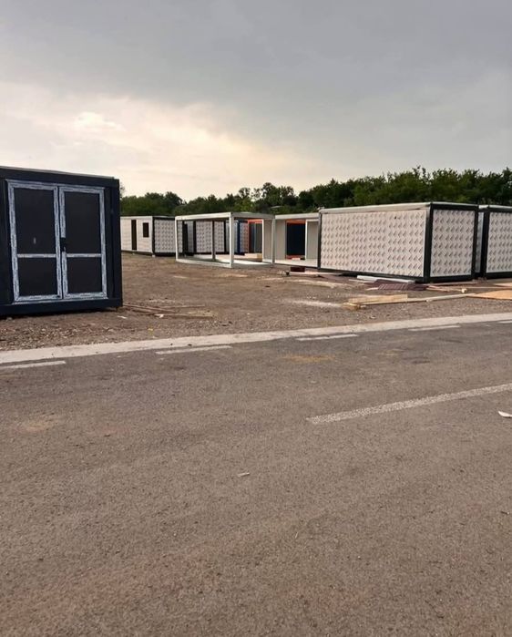 Vand containere modulare la super preț-calitate