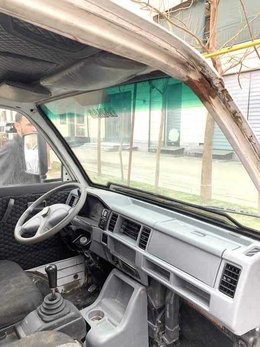 Damas 1996 oq rangli