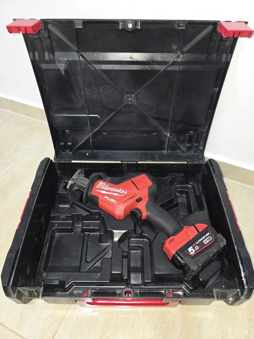 Fierastrau Sabie Milwaukee M18 FHZ