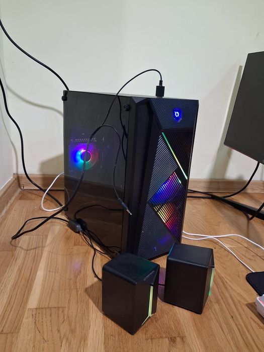 Vând PC Gaming Complet Full