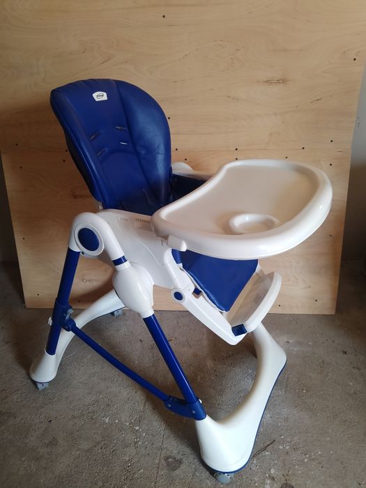 Продам столик для кормления